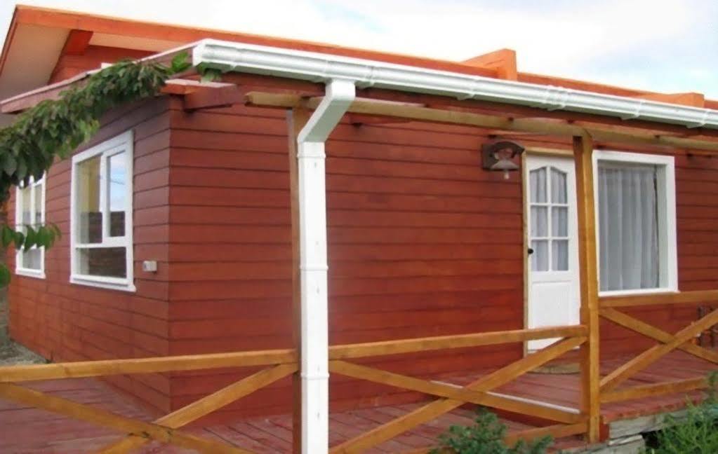 Hostal Y Cabanas Ainil Punta Arenas Exteriör bild
