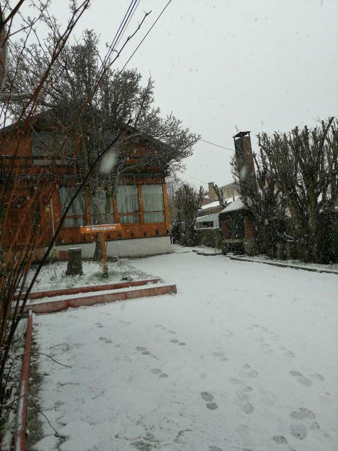 Hostal Y Cabanas Ainil Punta Arenas Exteriör bild